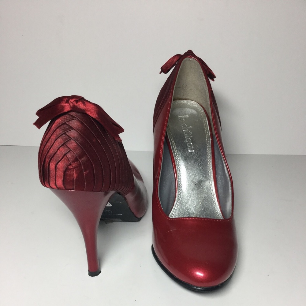 Lechateau Beautiful red shoes Size 7,5